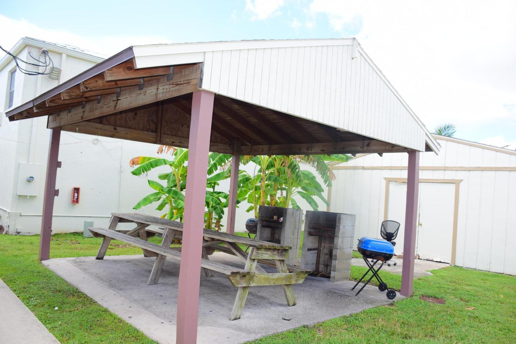 Flamingo Motel Okeechobee Exterior photo